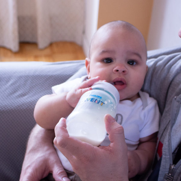 Bottle Feeding Tips For First Time Parents | Philips Avent