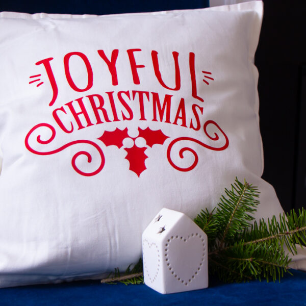 ‘Tis the Season | Easy DIY Holiday Pillow – Cricut EasyPress 2